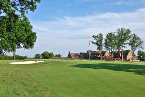 Canterbury 9th Approach